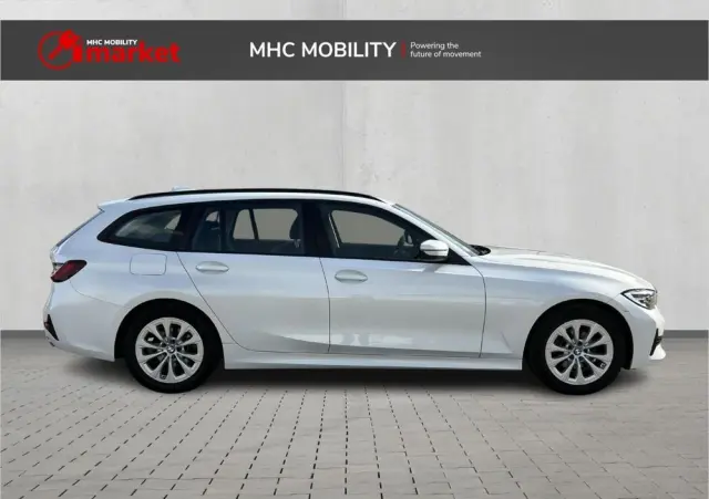 BMW Seria 3 318i Advantage