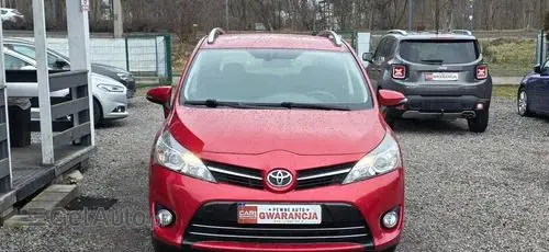 TOYOTA Verso 
