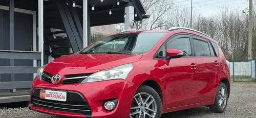 TOYOTA Verso 