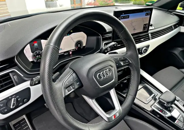 AUDI A4 Avant 40 TDI mHEV S Line S tronic