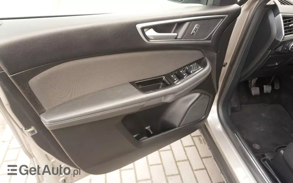 FORD S-Max 1.5 Eco Boost Start-Stopp Titanium