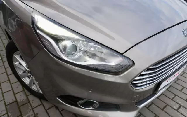 FORD S-Max 1.5 Eco Boost Start-Stopp Titanium