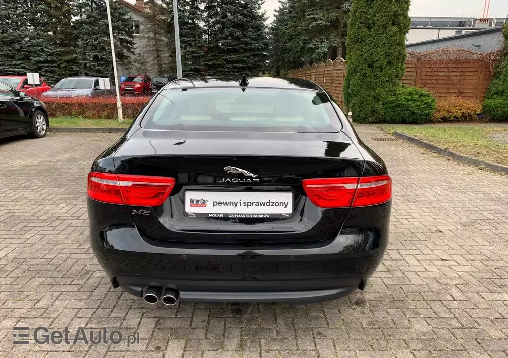 JAGUAR XE 2.0 D Prestige