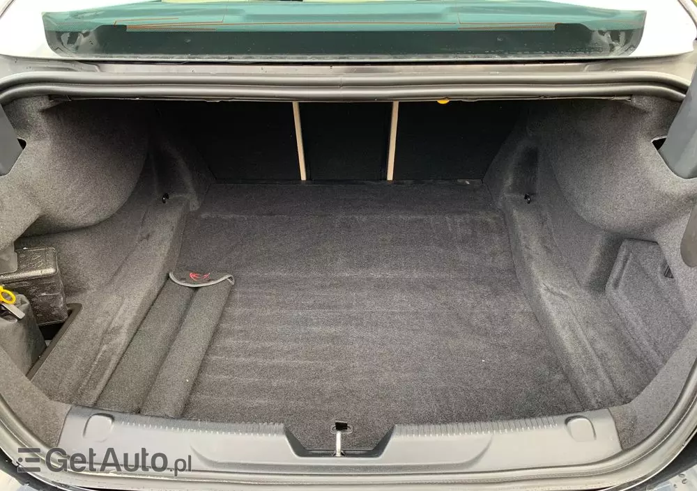 JAGUAR XE 2.0 D Prestige