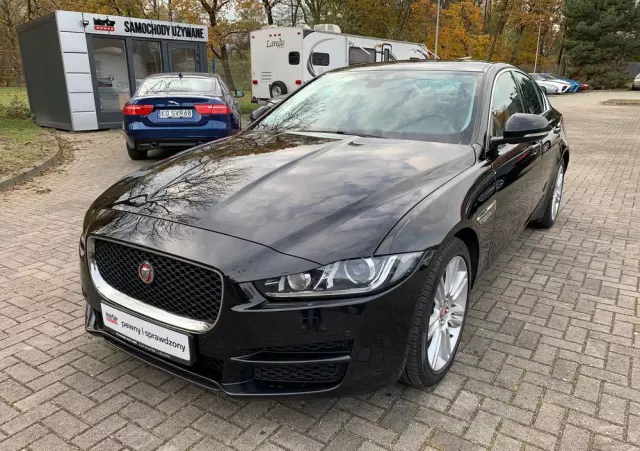 JAGUAR XE 2.0 D Prestige