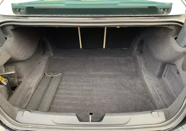 JAGUAR XE 2.0 D Prestige