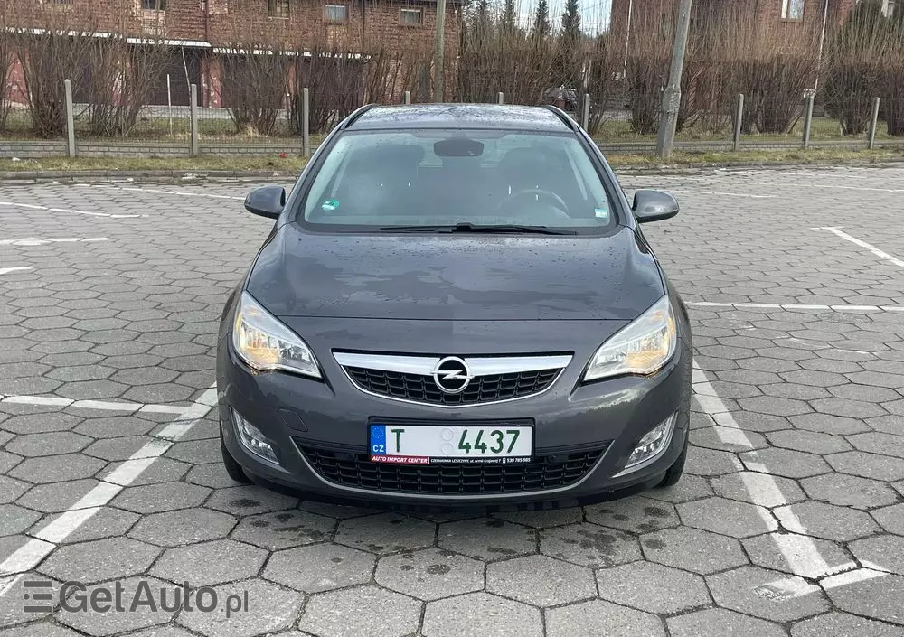 OPEL Astra 1.7 CDTI DPF 150 Jahre
