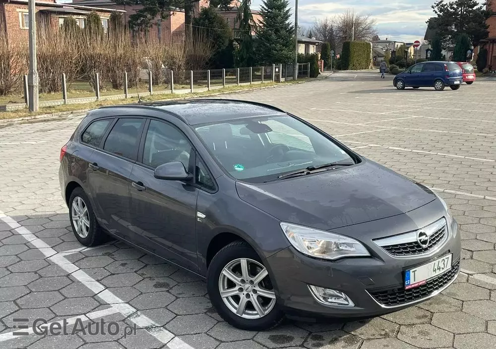 OPEL Astra 1.7 CDTI DPF 150 Jahre