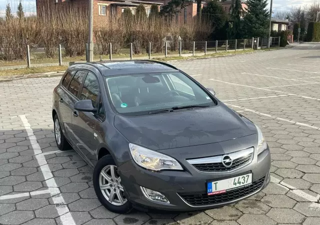 OPEL Astra 1.7 CDTI DPF 150 Jahre