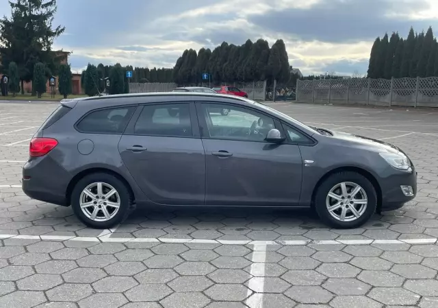 OPEL Astra 1.7 CDTI DPF 150 Jahre