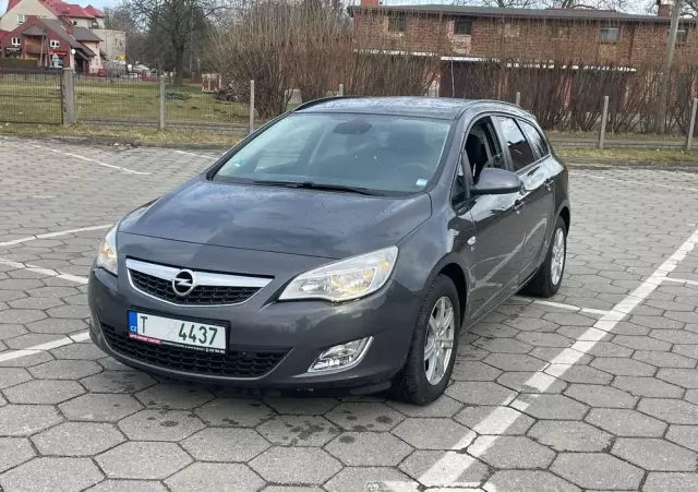OPEL Astra 1.7 CDTI DPF 150 Jahre