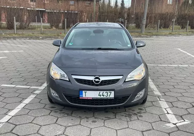 OPEL Astra 1.7 CDTI DPF 150 Jahre