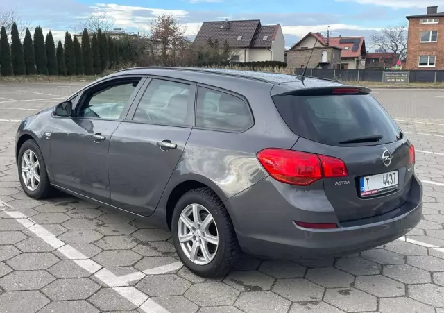 OPEL Astra 1.7 CDTI DPF 150 Jahre