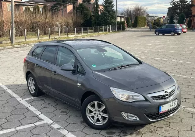 OPEL Astra 1.7 CDTI DPF 150 Jahre