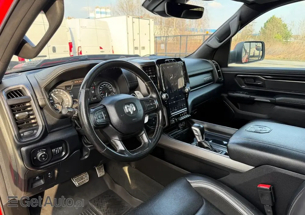 RAM 1500 Crew Cab Shortbed Laramie