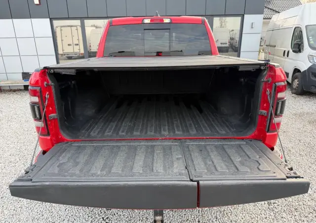 RAM 1500 Crew Cab Shortbed Laramie