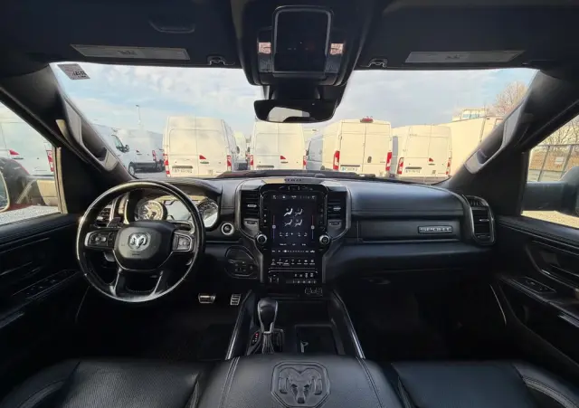 RAM 1500 Crew Cab Shortbed Laramie