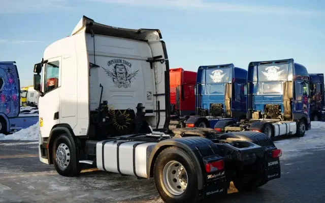 SCANIA R 450 / RETARDER / HYDRAULIKA / KLIMATYZACJA POSTOJOWA / OPONY 100% 