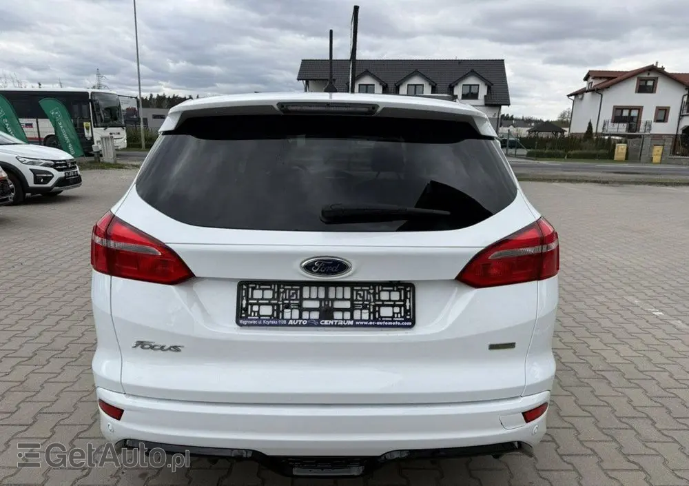 FORD Focus 1.0 EcoBoost ST-Line Black ASS