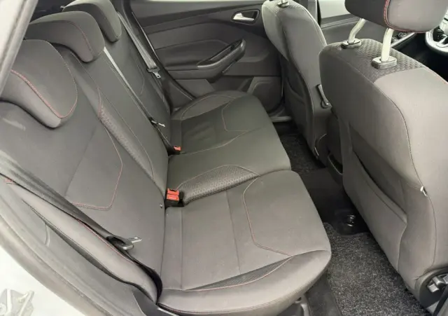 FORD Focus 1.0 EcoBoost ST-Line Black ASS