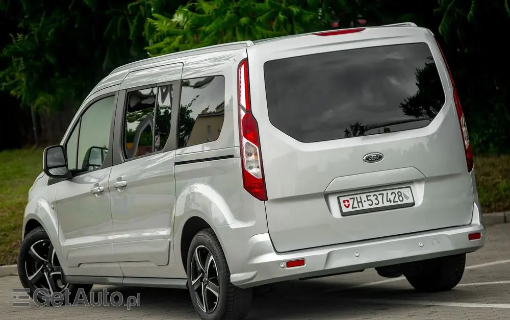 FORD Tourneo Connect Grand 1.6 EcoBoost Titanium