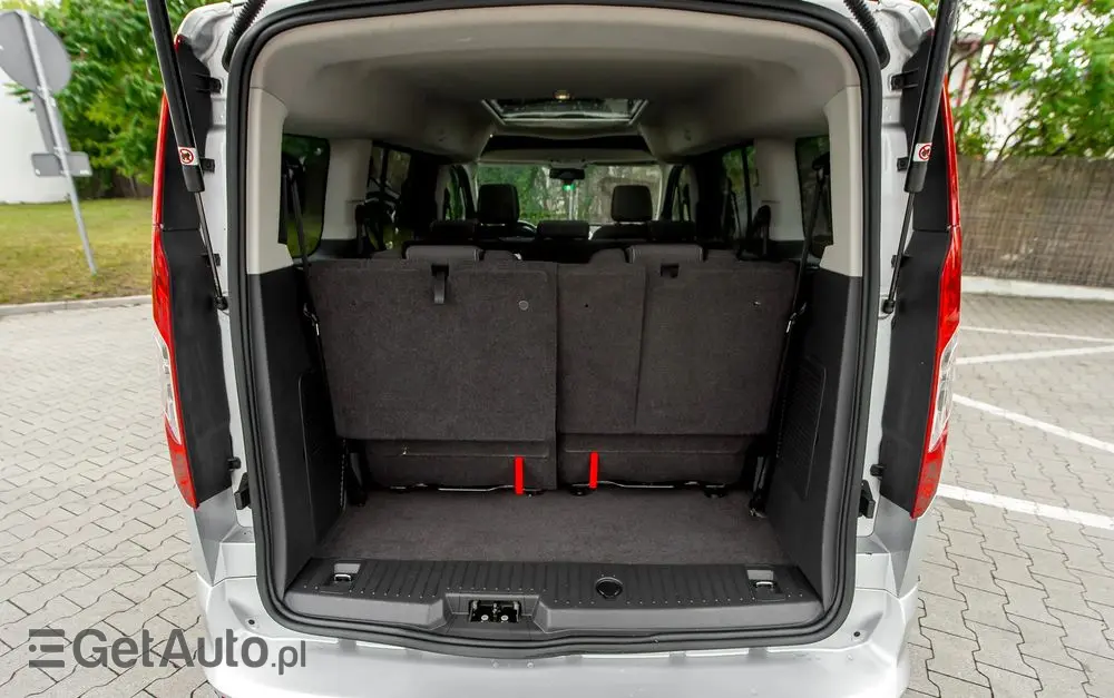 FORD Tourneo Connect Grand 1.6 EcoBoost Titanium