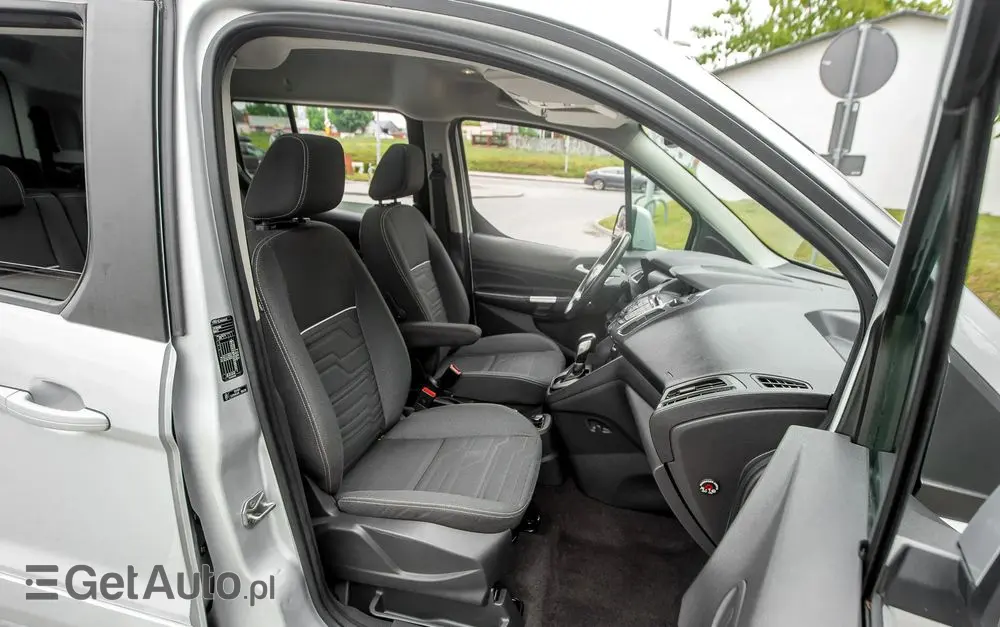 FORD Tourneo Connect Grand 1.6 EcoBoost Titanium