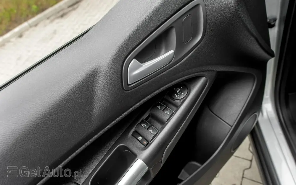 FORD Tourneo Connect Grand 1.6 EcoBoost Titanium