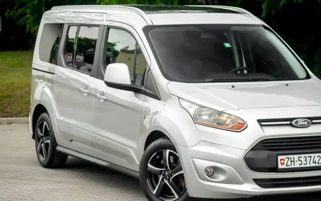 FORD Tourneo Connect Grand 1.6 EcoBoost Titanium