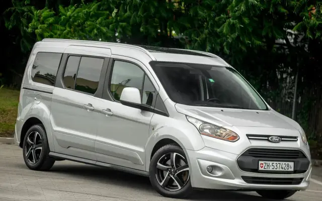FORD Tourneo Connect Grand 1.6 EcoBoost Titanium