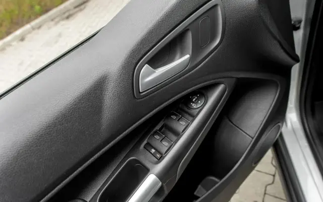 FORD Tourneo Connect Grand 1.6 EcoBoost Titanium