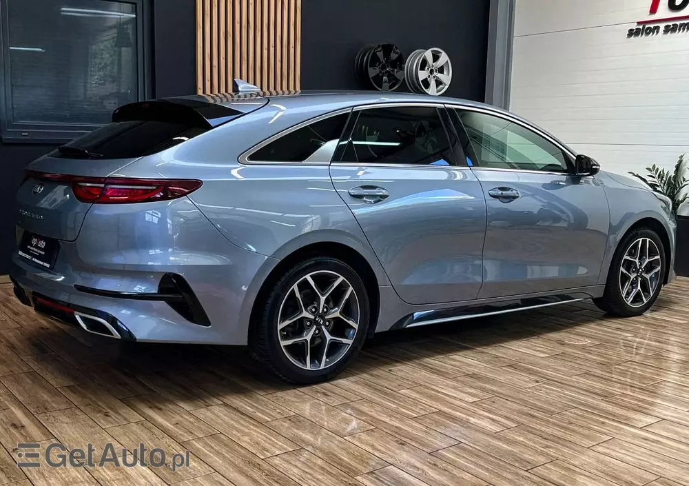KIA ProCeed 1.4 T-GDI GT Line DCT