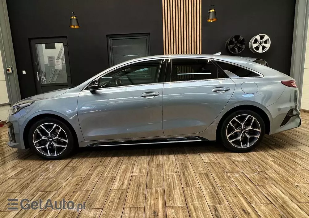 KIA ProCeed 1.4 T-GDI GT Line DCT