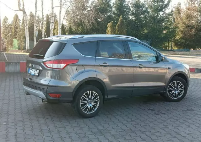 FORD Kuga 