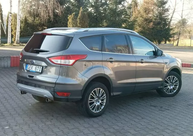 FORD Kuga 