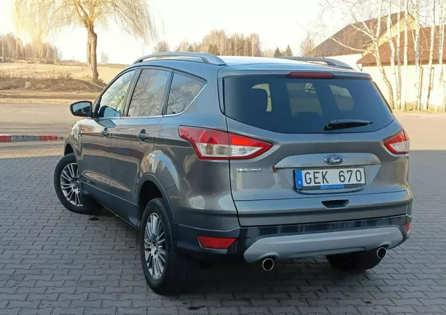 FORD Kuga 