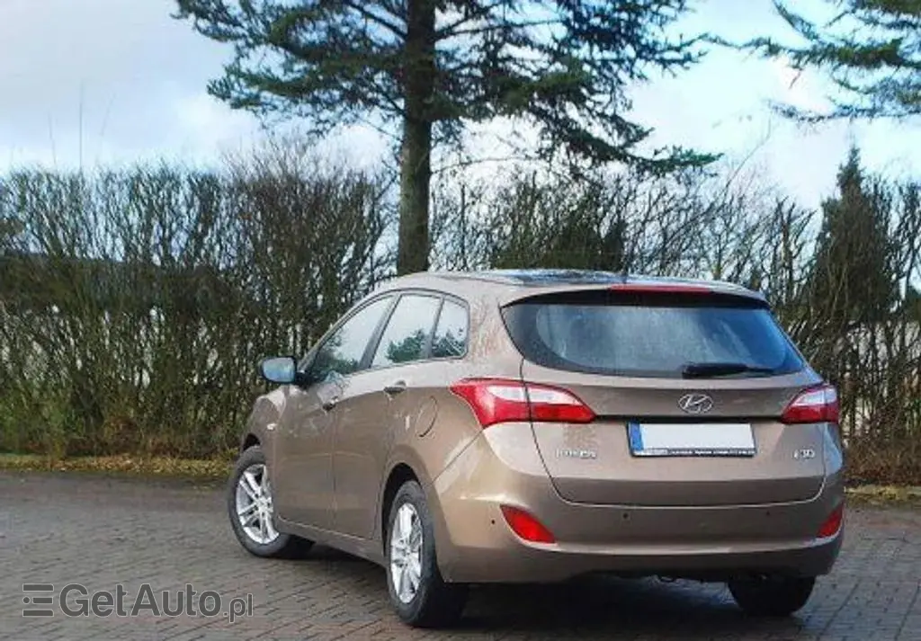 HYUNDAI I30 