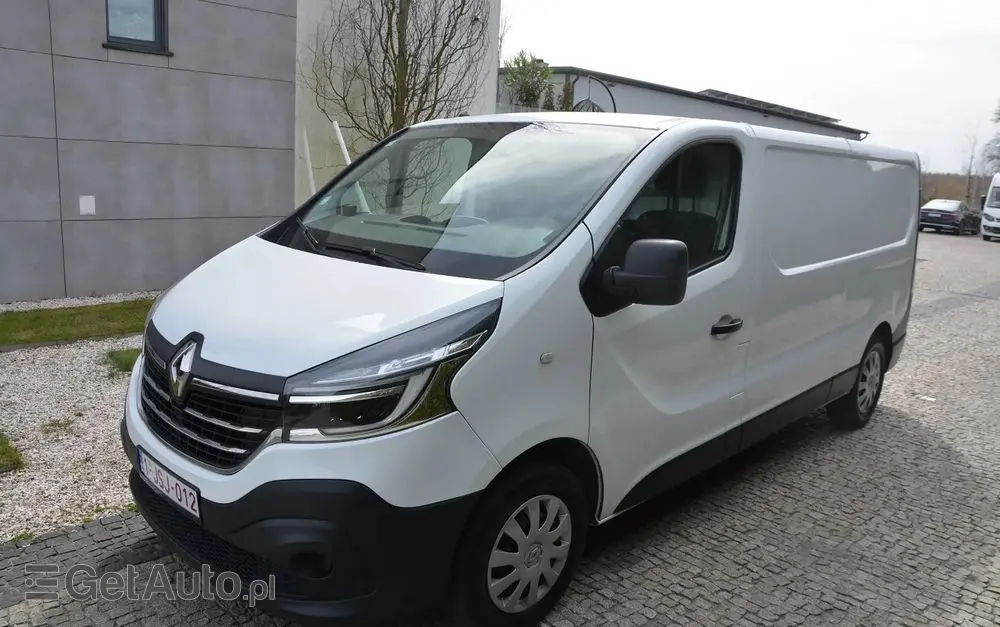 RENAULT TRAFIC 