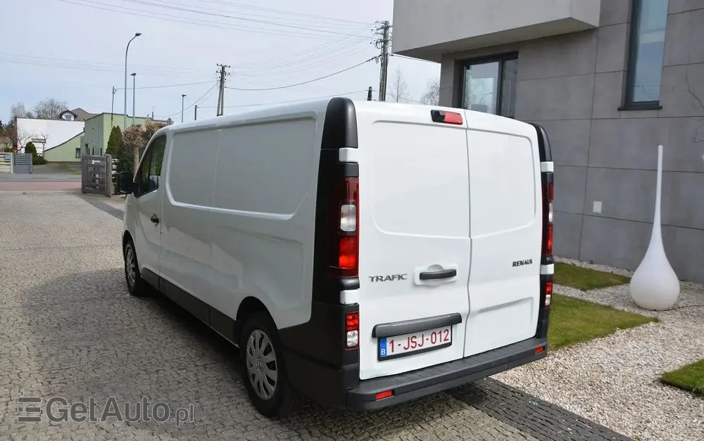 RENAULT TRAFIC 