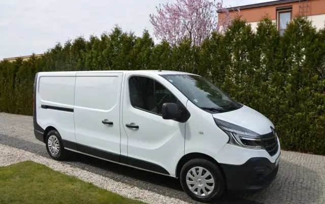 RENAULT TRAFIC 