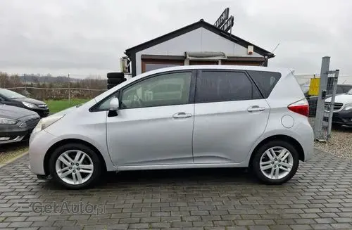 TOYOTA Verso-S 