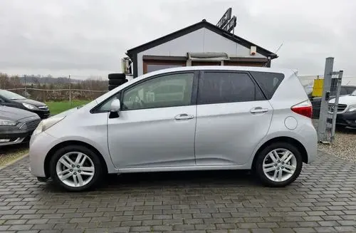 TOYOTA Verso-S 