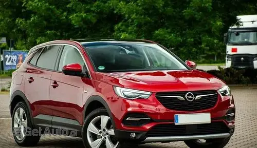 OPEL Grandland 