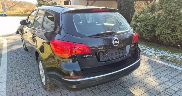 OPEL Astra 1.6 D (CDTI DPF ecoFLEX) Start/Stop Edition