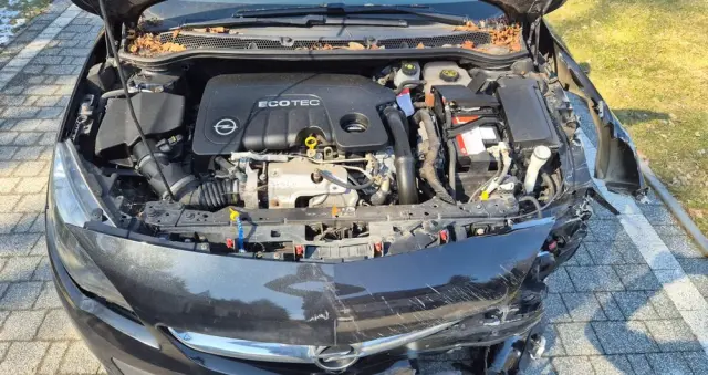 OPEL Astra 1.6 D (CDTI DPF ecoFLEX) Start/Stop Edition