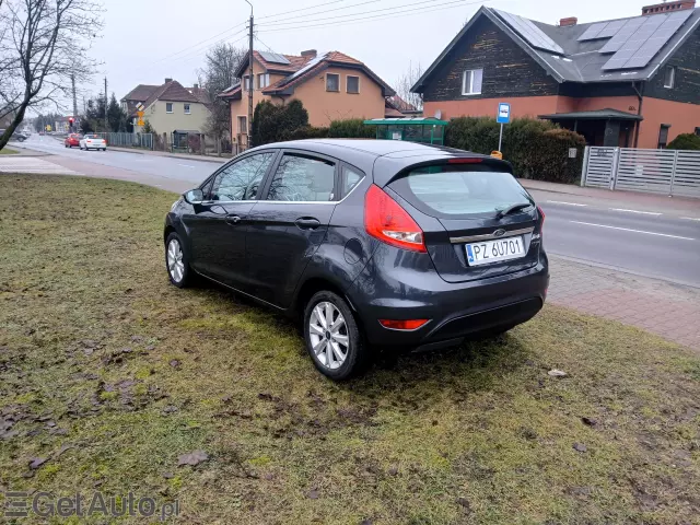 FORD Fiesta Ghia
