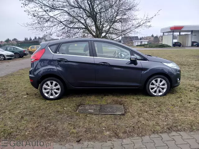 FORD Fiesta Ghia