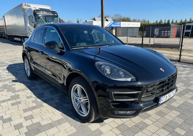 PORSCHE Macan S PDK