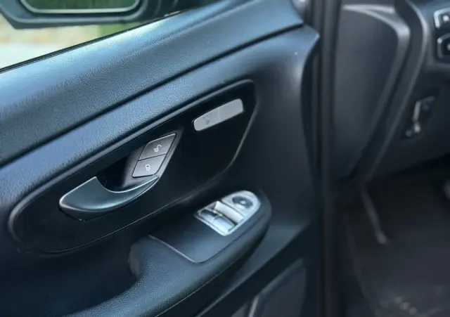 MERCEDES-BENZ Klasa V 