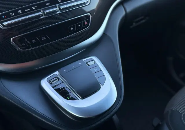MERCEDES-BENZ Klasa V 